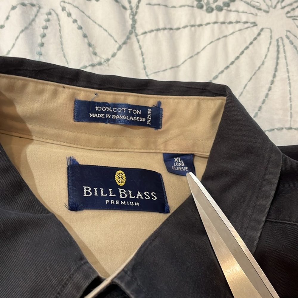 Button collar shirt - Picture 5 of 5